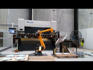 Phanh ép CNC robot cho hệ thống uốn robot